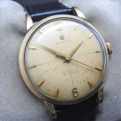 Antiguo reloj Seiko en buen estado de conservación