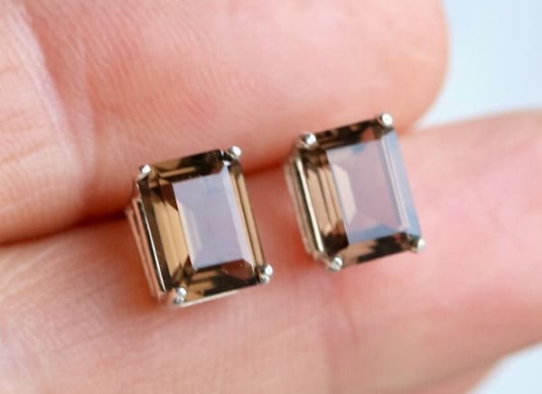 Pareja de pendientes con cuarzo ahumado Pareja de pendientes con cuarzo ahumado