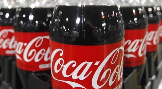Limpiar anillo de plata con cocacola
