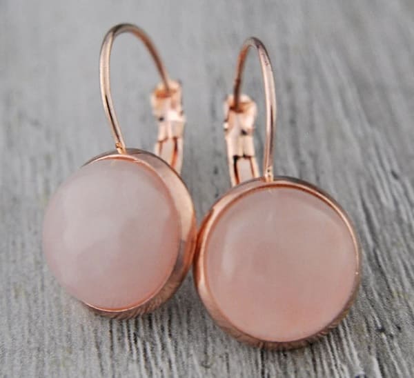 Ejemplo de joyas con oro rosa