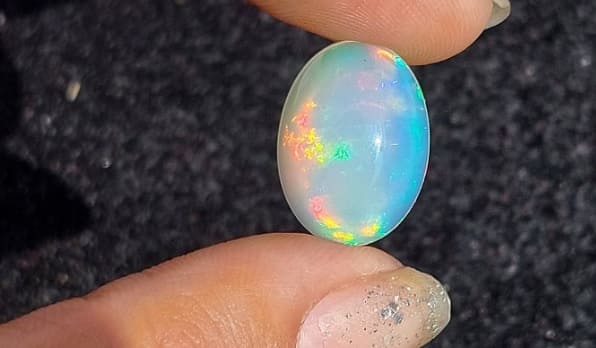 Piedra natal del mes de Octubre