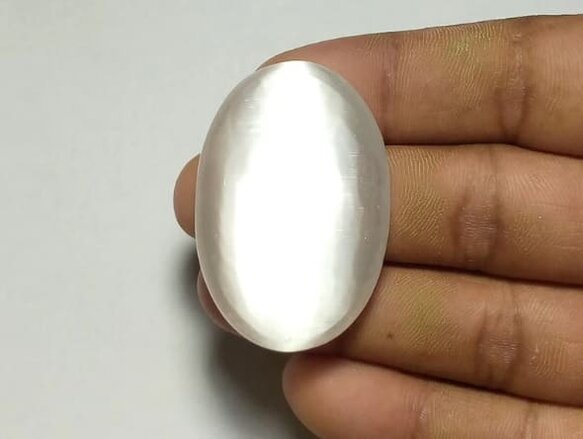 Piedra selenita